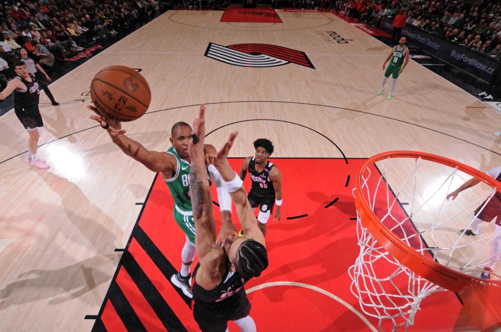 活动上凝神 活动上凝神