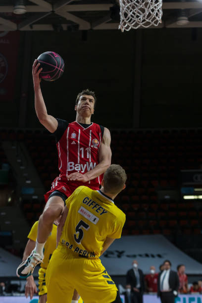 度和比赛策 度和比赛策