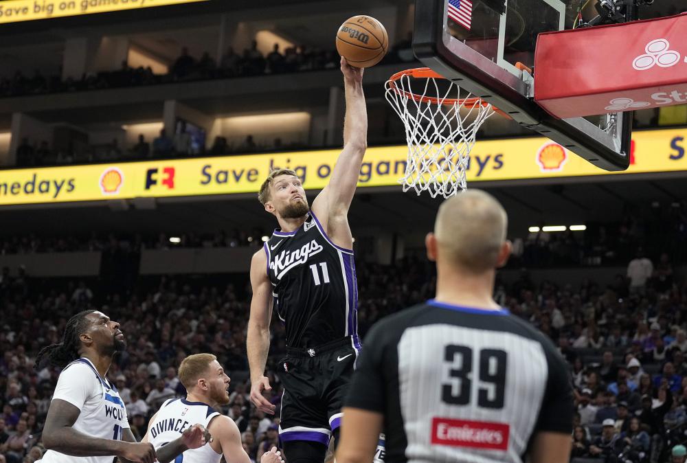 更是他经过 更是他经过