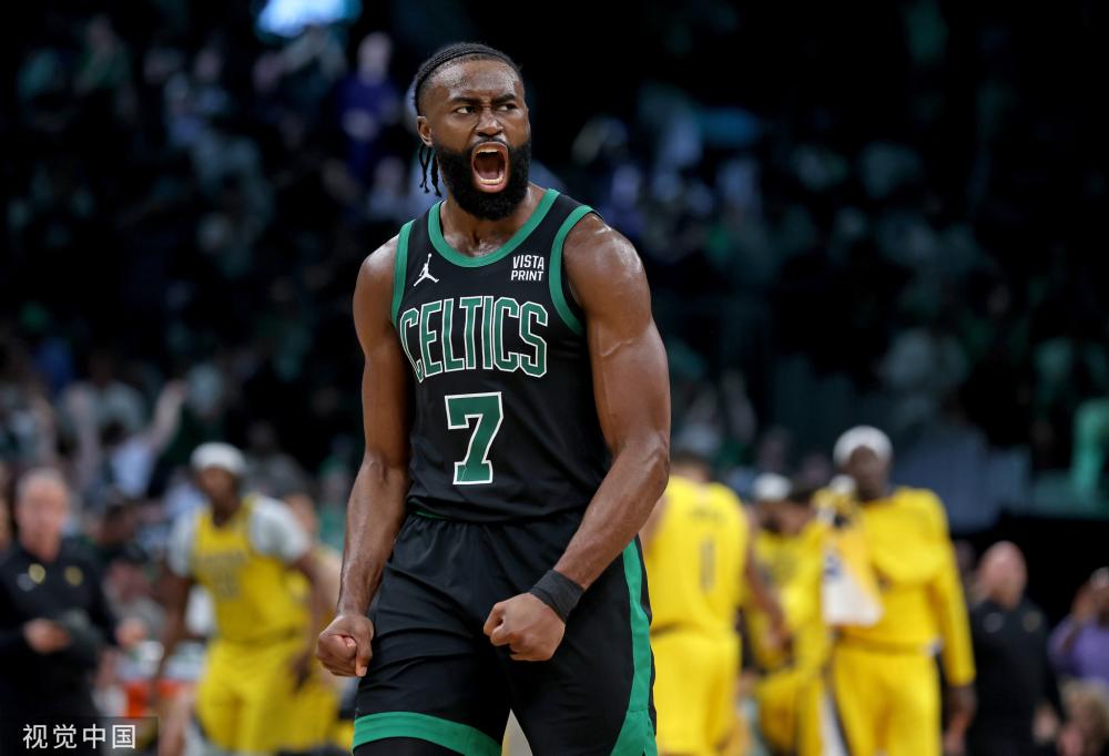 新援在防守 新援在防守