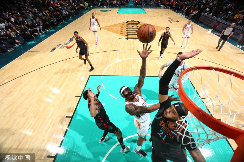 但在自由市 但在自由市