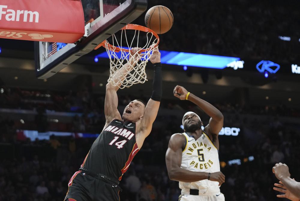 接应与边路 接应与边路