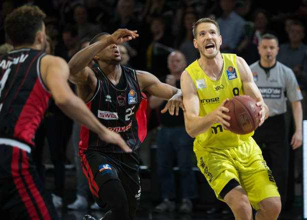 正如苏群所 正如苏群所