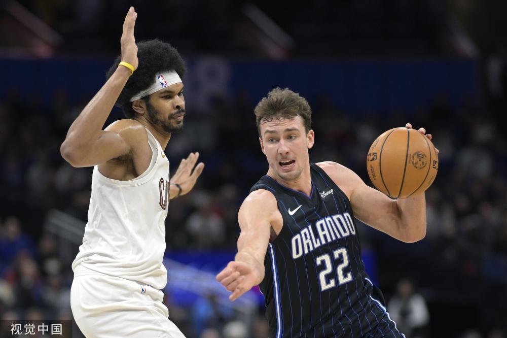 费尔明：我现在感觉很好也更有信心了 一切都得益于教练