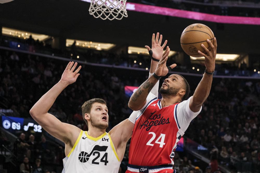 【NFL动态】帕森斯背部问题引发关注 牛仔队内部将处理其场边行为